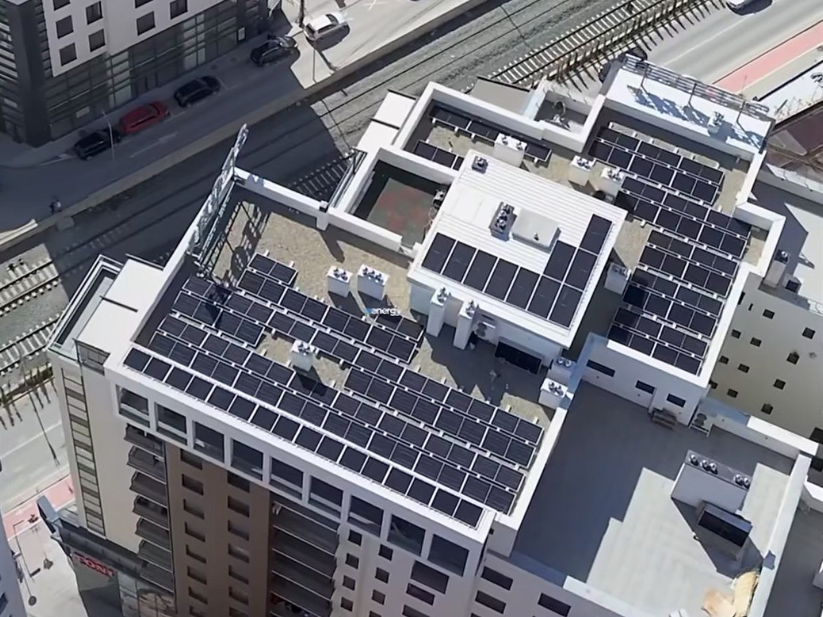 Projekt solar në kulm nga Reenergy